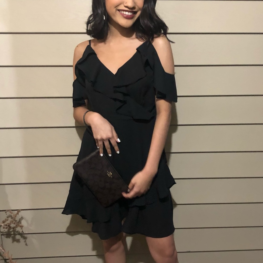 Black Fashion Nova dress - Picture 5 of 5
